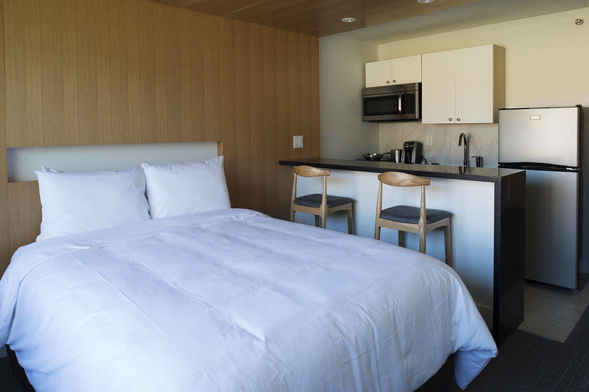 The West Wing Boutique Hotel Тампа Екстериор снимка